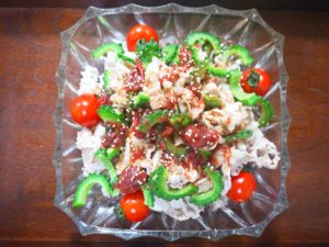 夏バテ予防に　豚しゃぶとゴーヤのサラダ　