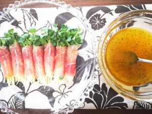 うっかり余ったジャムで！　梅ジャムを使って簡単ドレッシング作り