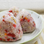 【冷めても美味しい！】カリカリ梅のおにぎり